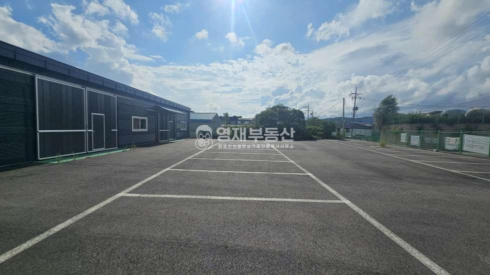 인천 검단구 금곡동 마당넓은 창고 제조장 월세 매물번호 10956 사진 1