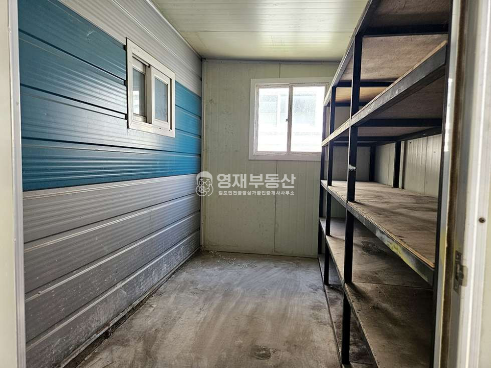 경기 김포시 대곶면 율생리 단독 공장창고 사옥추천 넓은마당 사무실 추레라 매매 매물번호 11231 사진 10