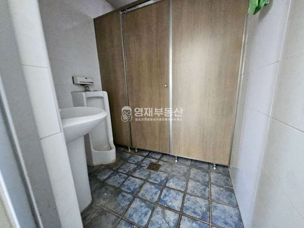 경기 김포시 대곶면 율생리 단독 공장창고 사옥추천 넓은마당 사무실 추레라 매매 매물번호 11231 사진 29