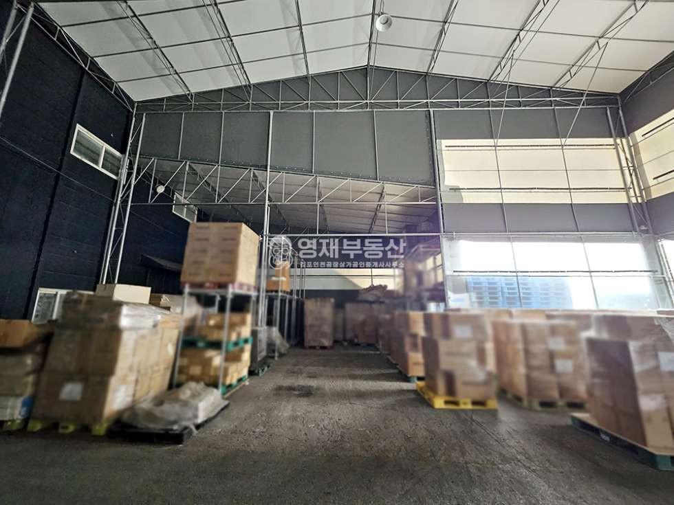경기 김포시 통진읍 옹정리 도로변 대형 물류창고.공장 추레라.사무실OK 월세 매물번호 10737 사진 14
