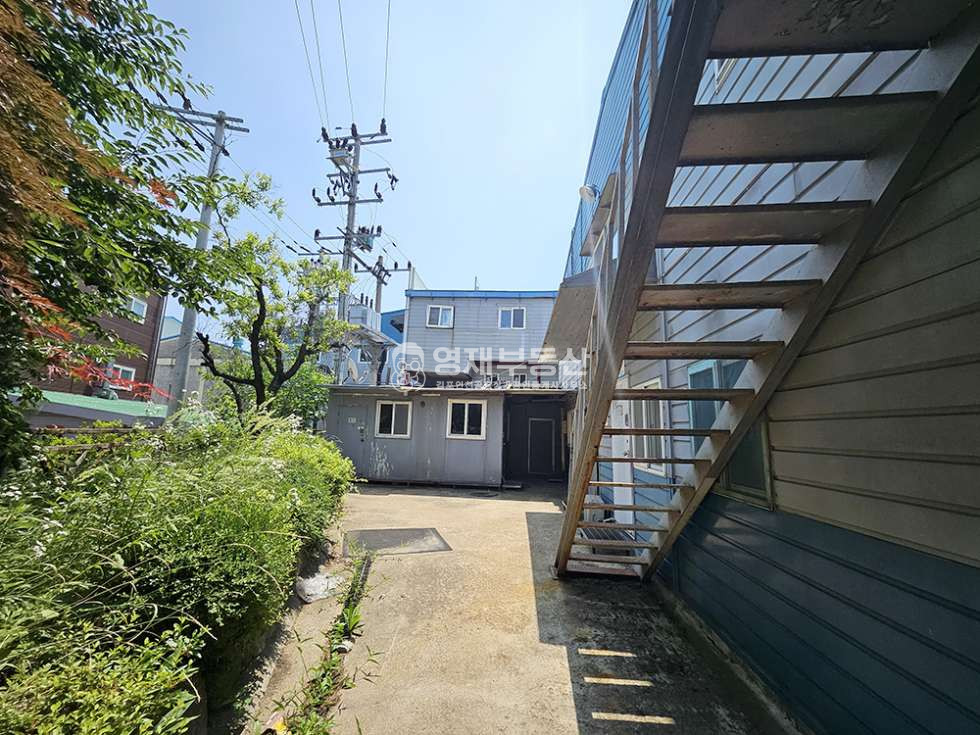 경기 김포시 통진읍 가현리 대곶IC 3km 마당넓은 도로변 단독공장 호이스트.추레라OK 매매 매물번호 10679 사진 11