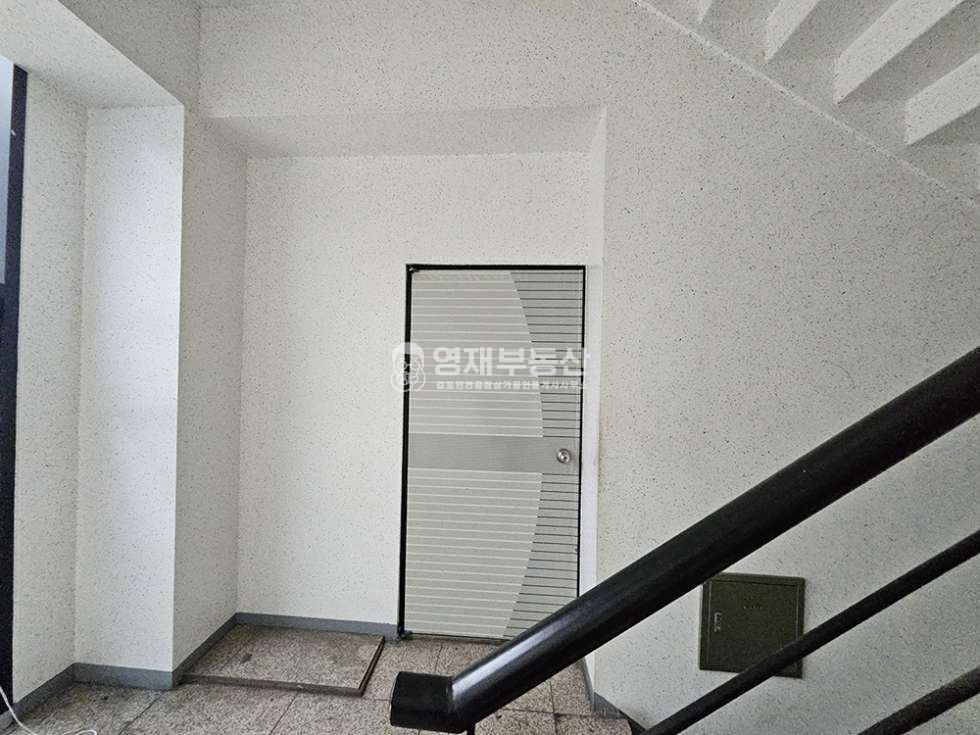 경기 김포시 양촌읍 학운리 학운산단 고전력 호이스트 공장 사무실.기숙사O 월세 매물번호 10840 사진 10