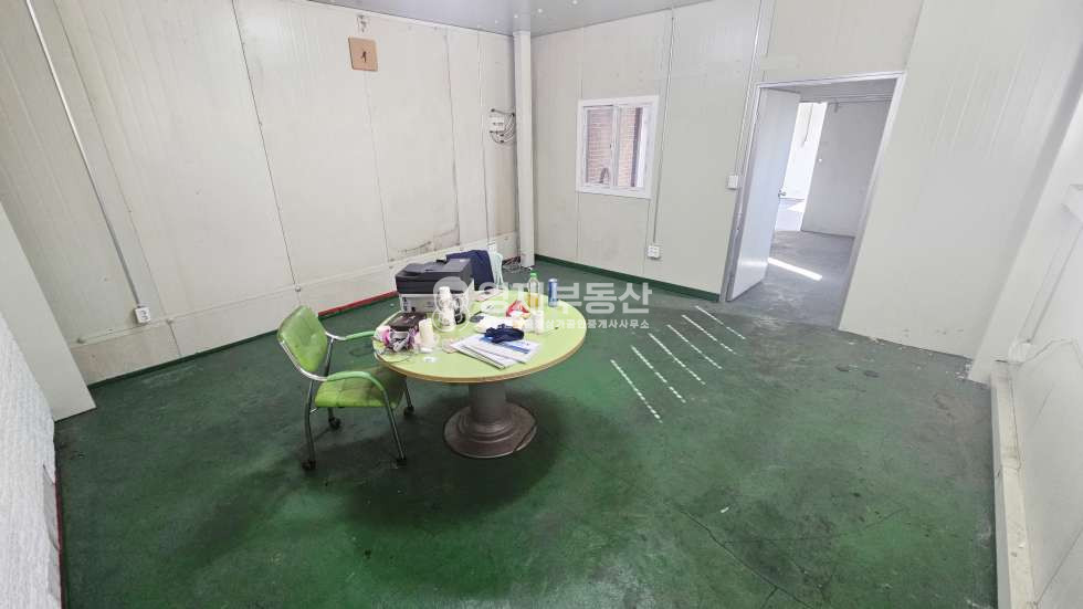 경기 김포시 통진읍 서암리 김포 통진 고무사출 공장 창고 임대 저렴한임대료 4차선대로변 교차로앞 월세 매물번호 11696 사진 8