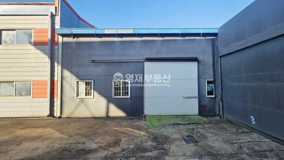 경기 김포시 통진읍 귀전리 통진 40피트 추레라진입 넓은마당 통건물 90평 귀한평수 월세 매물번호 11805 사진 5