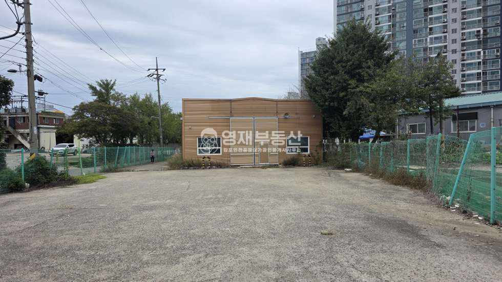 인천 검단구 왕길동 왕길동 단독 창고형매장 물류창고 공장 넓은마당 대형츄레라 월세 매물번호 11802 사진 2