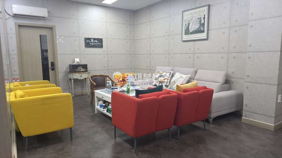 경기 김포시 양촌읍 학운리 학운산업단지내 단독공장 본사로 사용가능한 매물 월세 매물번호 11909 사진 9